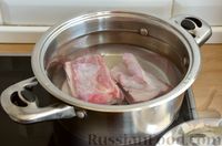 Фото приготовления рецепта: Суп харчо со сливами - шаг №2