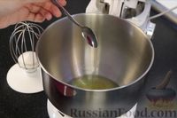 Фото приготовления рецепта: Меренговый рулет "Киевский" - шаг №9