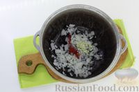 Фото приготовления рецепта: Чечевичный суп-пюре с курицей, помидорами и сладким перцем - шаг №5