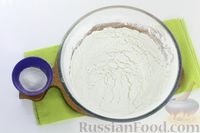 Фото приготовления рецепта: Насыпной пирог со сливами - шаг №2