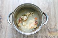 Фото приготовления рецепта: Свинина, тушенная в сливочно-винном соусе с черносливом - шаг №2