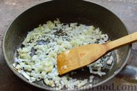 Фото приготовления рецепта: "Лодочки" из кабачков с курицей, помидорами и кукурузой (в духовке) - шаг №11