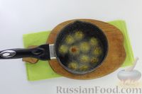 Фото приготовления рецепта: Пирожки из лаваша с капустой и яйцами - шаг №21