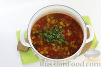 Фото приготовления рецепта: Суп с красной фасолью, помидорами, цукини и сельдереем - шаг №11