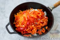 Фото приготовления рецепта: Рис с беконом, замороженными овощами и яйцом, в микроволновке - шаг №16