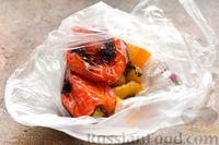 Фото приготовления рецепта: Запечённый болгарский перец с чесноком и зеленью - шаг №4