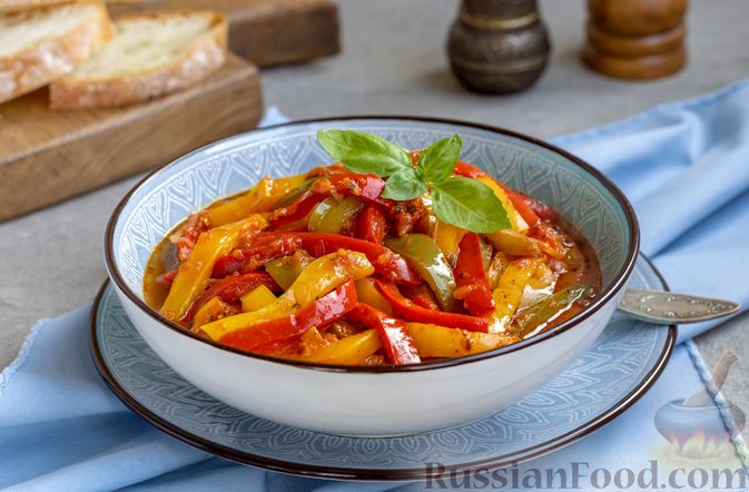 Сезонное меню: 7 рецептов блюд из болгарского перца