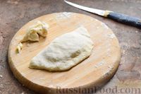 Фото приготовления рецепта: Картофельные пирожки с кабачками и плавленым сыром - шаг №17