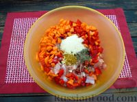 Фото приготовления рецепта: Террин из курицы со сладким перцем и морковью (в духовке) - шаг №7