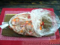 Фото приготовления рецепта: Террин из курицы со сладким перцем и морковью (в духовке) - шаг №9