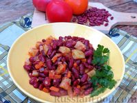 Фото приготовления рецепта: Фасоль с кабачками в томатном соусе - шаг №13