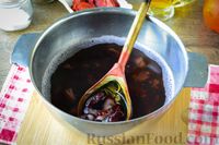 Фото приготовления рецепта: Курица с фасолью, в томатном соусе - шаг №3