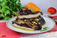 Фото приготовления рецепта: "Гармошка" из свинины в пикантном соево-медовом маринаде, с черносливом и орехами - шаг №11