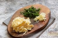 Фото приготовления рецепта: Куриные котлеты с плавленым сыром, в сырной панировке (в духовке) - шаг №4