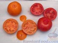 Фото приготовления рецепта: Запечённые помидоры в сырно-чесночной панировке - шаг №7