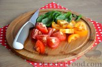 Фото приготовления рецепта: Салат с арбузом, помидорами и брынзой - шаг №3