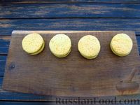 Фото приготовления рецепта: Песочное печенье "Альфахорес" на кукурузном крахмале, с варёной сгущёнкой - шаг №21