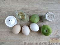 Фото приготовления рецепта: Яичница-глазунья с зелёными помидорами - шаг №1