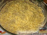 Фото приготовления рецепта: Суп из капусты с мясным фаршем и болгарским перцем - шаг №17
