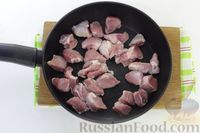 Фото приготовления рецепта: Гречневый суп со свининой и консервированной фасолью - шаг №2