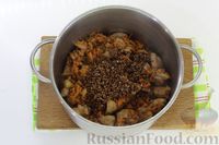 Фото приготовления рецепта: Гречневый суп со свининой и консервированной фасолью - шаг №8