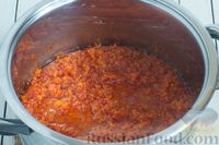 Фото приготовления рецепта: Томатно-морковная икра на зиму - шаг №6
