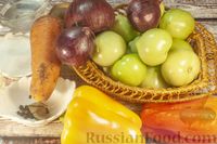 Фото приготовления рецепта: Салат "Дунайский" из зелёных помидоров с болгарским перцем (на зиму) - шаг №1