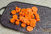 Фото приготовления рецепта: Морковный рулет с мясным фаршем и сливочным сыром - шаг №2