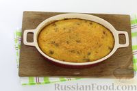 Фото приготовления рецепта: Морковная запеканка с изюмом и пряностями - шаг №9