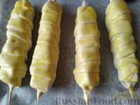 Фото приготовления рецепта: Хачапури с сыром на шпажках - шаг №6