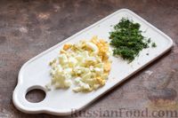 Фото приготовления рецепта: Гречаники с начинкой из варёных яиц и укропа - шаг №8