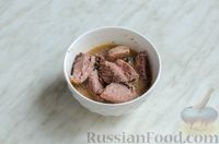 Фото приготовления рецепта: Чечевичный суп-пюре с консервированным тунцом и клюквой - шаг №15