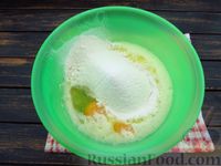 Фото приготовления рецепта: Ленивые беляши на кефире (на сковороде) - шаг №4