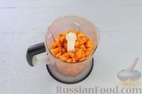 Фото приготовления рецепта: Полосатый морковно-шоколадный кекс с лимонной глазурью - шаг №2
