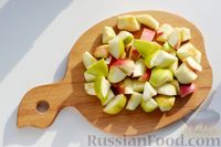 Фото приготовления рецепта: Компот из яблок и айвы (на зиму) - шаг №3