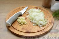 Фото приготовления рецепта: Картофельная запеканка с фаршем и сыром, на сковороде - шаг №4
