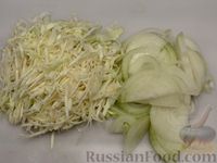 Фото приготовления рецепта: Тыквенно-картофельная запеканка с капустой - шаг №3