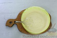 Фото приготовления рецепта: Заливной пирог с капустой, на кефире - шаг №8