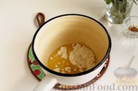 Фото приготовления рецепта: Гратен из цветной капусты с соусом бешамель и сыром - шаг №8