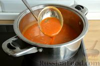 Фото приготовления рецепта: Томатный суп-пюре с цветной капустой и сладким перцем - шаг №9