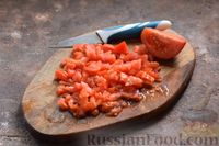 Фото приготовления рецепта: Цветная капуста, тушенная в томатном соусе - шаг №5