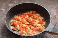 Фото приготовления рецепта: Цветная капуста, тушенная в томатном соусе - шаг №6