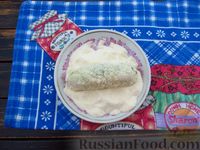 Фото приготовления рецепта: Капустные котлеты с манкой, тушенные в томатном соусе - шаг №11