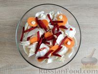 Фото приготовления рецепта: Маринованная капуста "Пелюстка" со свёклой и морковью - шаг №10
