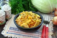 Фото к рецепту: Овощное рагу с капустой и картофелем