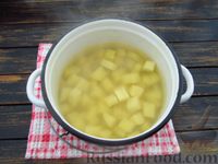 Фото приготовления рецепта: Постный суп из лечо и картошки - шаг №4