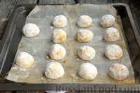 Фото приготовления рецепта: Апельсиновое песочное печенье с клюквой - шаг №9