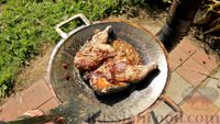 Фото приготовления рецепта: Цыплёнок тапака (табака) с чесночным соусом - шаг №6