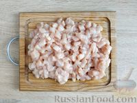 Фото приготовления рецепта: Рубленые куриные котлеты с сыром и кефиром - шаг №2
