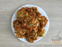 Фото приготовления рецепта: Рубленые куриные котлеты с сыром и кефиром - шаг №11